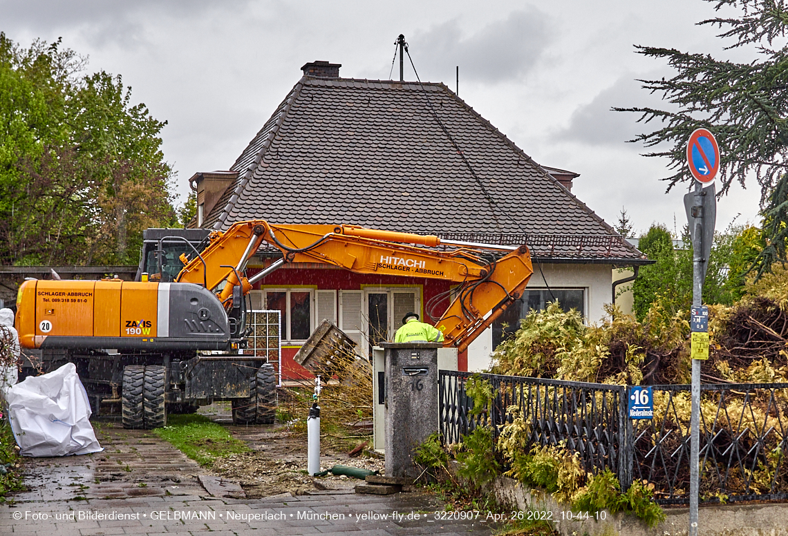 26.04.2022 - Baustelle Niederalmstraße 16